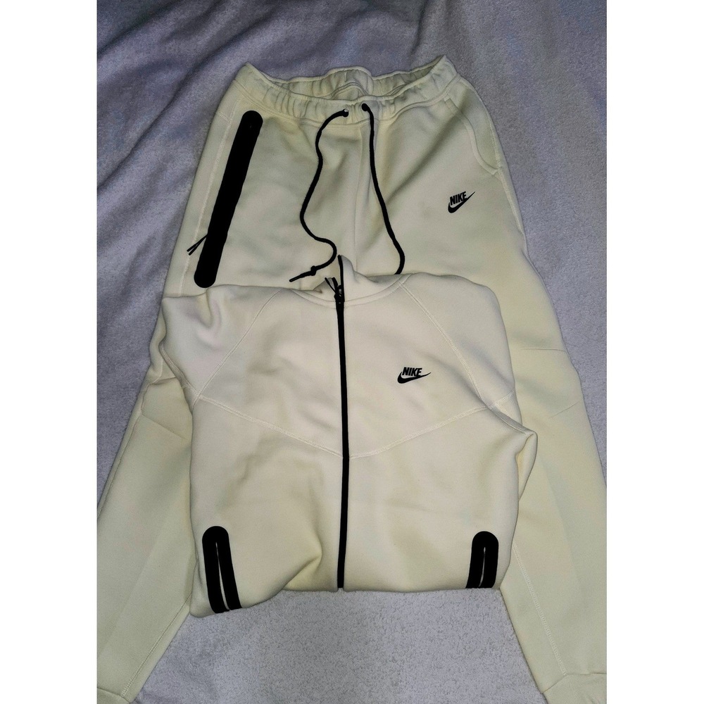 Nike Tech Fleece Full Zip Hoodie and Joggers Set Cream Black Mens Large